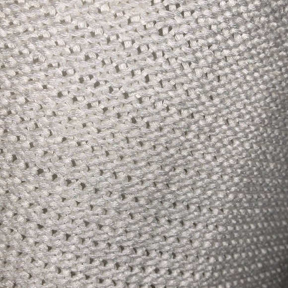 Romeo & Juliette Couture knitted white sweater top cold shoulder sz M stretch md - Picture 11 of 17